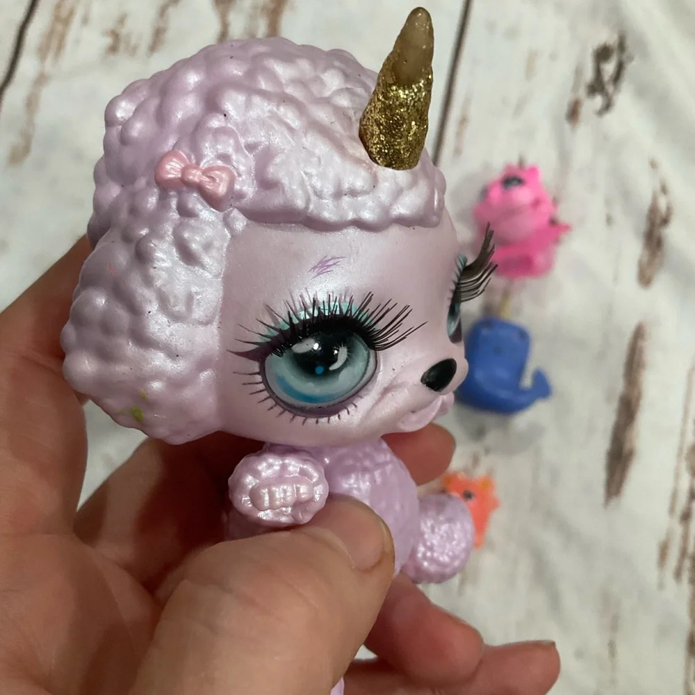 POOPSIE AND FRIENDS‎